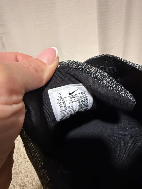 Nike ZoomX Invincible Run 3 Mens sz 14 Oreo Black White Running shoes sneakers - Picture 6 of 7